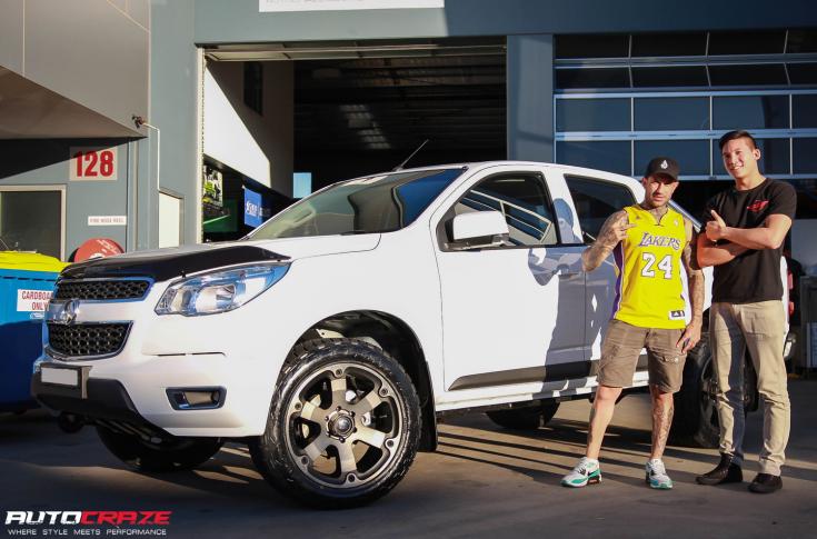 HOLDEN COLORADO BEAST BLACK & MACHINED WITH DARK TINT